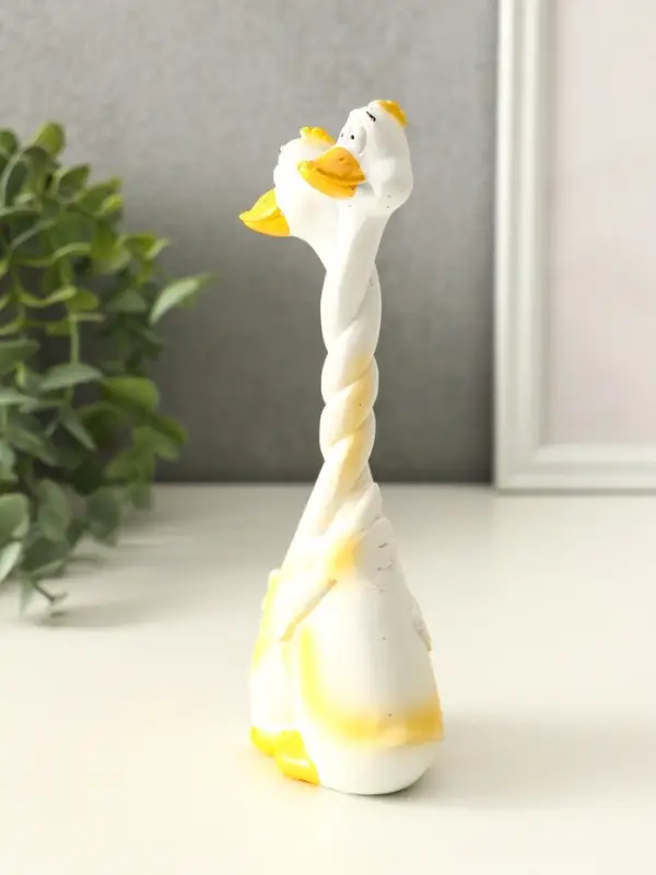 Фигурка полистоун &laquo;Утята обнимашки&raquo;, 17.3&times;7&times;4 см