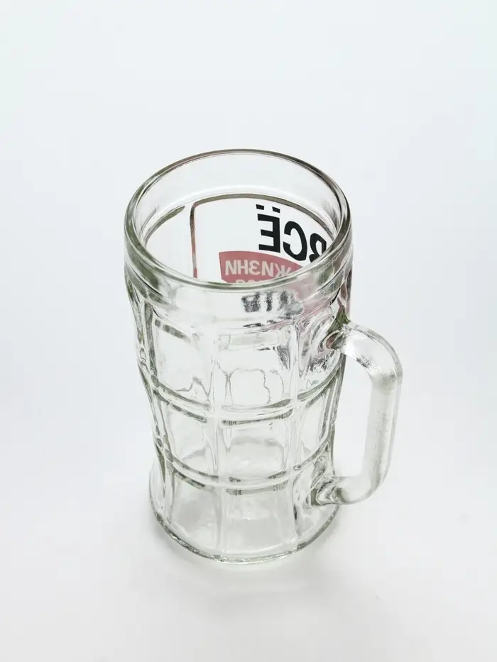 Кружка пивная стеклянная «В этой жизни приходится», 500 мл Кружка пивная стеклянная «В этой жизни приходится», 500 мл