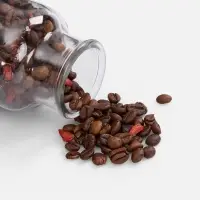 Кофе в зернах Coffeedence, с ягодами годжи Кофе в зернах Coffeedence, с ягодами годжи