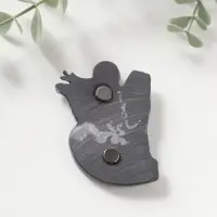 Магнит "Шаман в шкуре медведя с бубном и олень" (барельеф) 7,5см