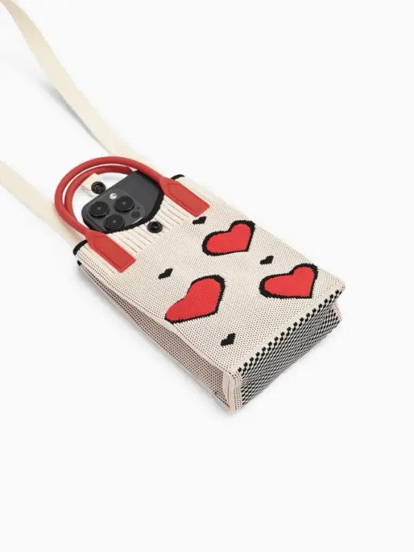 Сумка подр Сердца, 12*4*17, отд на кнопке, дл ремень, белый Сумка подр Сердца, 12*4*17, отд на кнопке, дл ремень, белый