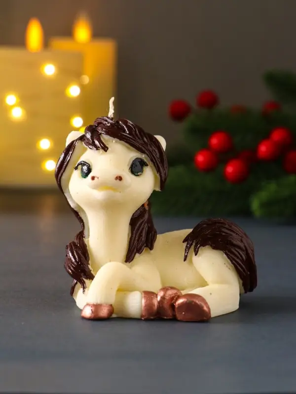 Свеча декоративная «Лошадка Красотка», 7.5×8×6 см