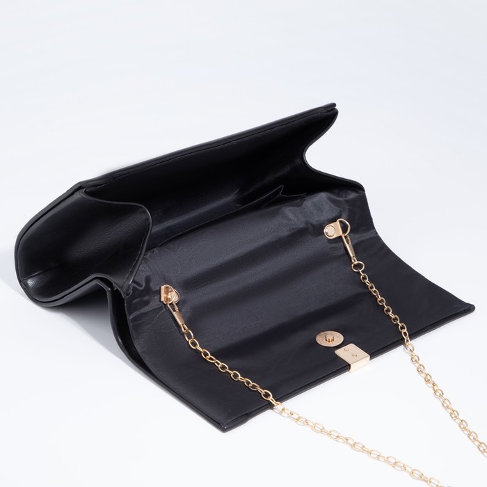 Сумка-клатч на клапане, цвет чёрный Сумка-клатч на клапане, цвет чёрный