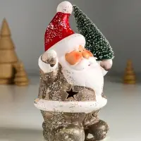 Сувенир керамика свет "Дед Мороз в серебристой шубке с ёлочкой" 9,5х7,5х14,5 см