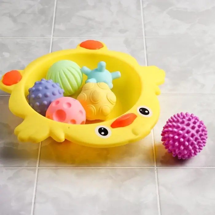 Развивающие тактильные мячики Крошка Я &laquo;Цыпленок тазик&raquo;, в наборе 6 шт., с пищалкой, МИКС