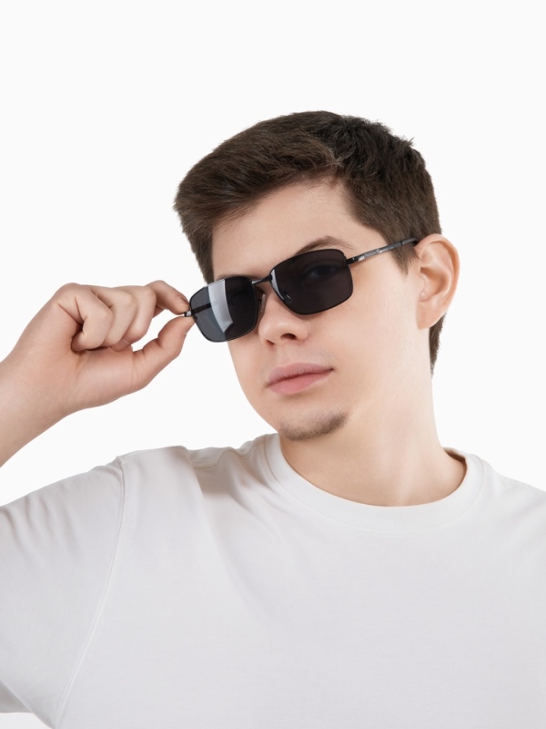 Очки солнцезащитные uv 400, дужка 13.5 см, ширина 12.8 см, линза 4.3 х 5.5 см Очки солнцезащитные uv 400, дужка 13.5 см, ширина 12.8 см, линза 4.3 х 5.5 см