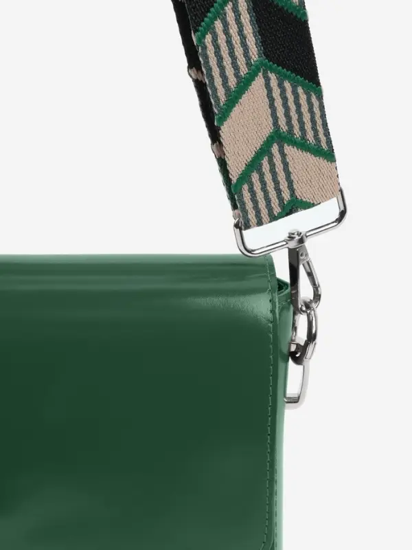 Ручка для сумки &laquo;Стрелки&raquo;, стропа, с карабинами, 139&plusmn;3&times;3.8 см, зелёная, чёрная