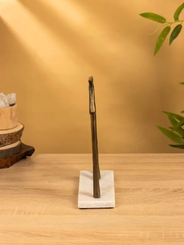 Сувенир интерьерный "Конь на пьедестале" 29,5х8х29 см, алюминий, мрамор