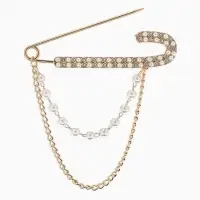 Булавка &laquo;Шик&raquo; в стразах, цепочка, жемчуг, L=7.5 см, цвет белый в золоте