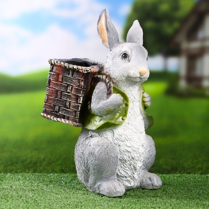 Фигурное кашпо  Фигурное кашпо "Заяц с корзиной" серый, 19х14х32см