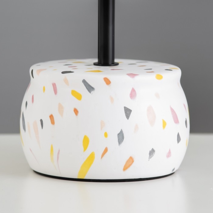 Настольная лампа Настольная лампа "Энель" E14 40Вт белый 18,5х18,5х32 см RISALUX