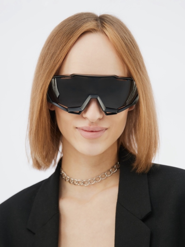 Очки солнцезащитные спортивные, uv 400, ширина 16.3 см, дужка 13.7 см, высота 6.3 см Очки солнцезащитные спортивные, uv 400, ширина 16.3 см, дужка 13.7 см, высота 6.3 см