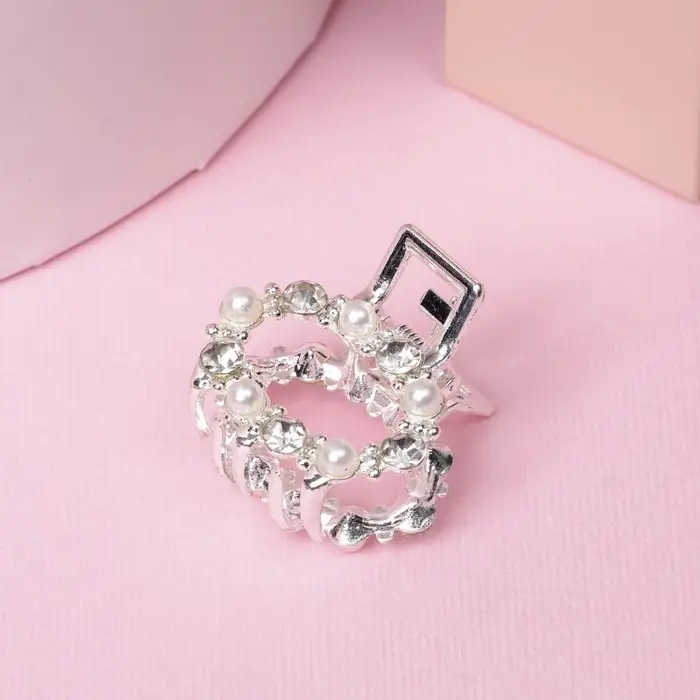 Крабик для волос &laquo;Мелани&raquo;, овал, 2.5 см, серебристо-белый