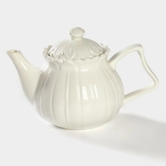 Заварочный чайник BellaTenero &laquo;Тюльпан&raquo;, 700 мл, с подогревом, бамбуковая подставка, фарфор, белый