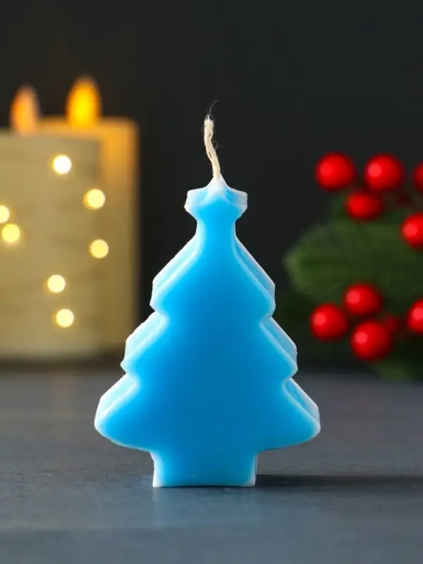 Свеча новогодняя Свеча новогодняя "Ёлочка с гирляндой" 55х75 мм, голубой