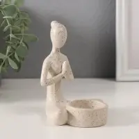Подсвечник на 1 свечу &laquo;Девушка. Приветствие&raquo;, полистоун, белый в крапинку, 8.5&times;8.8&times;11.7 см