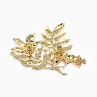 Брошь "Ветка Рябины", цвет красно-зелёный в золоте