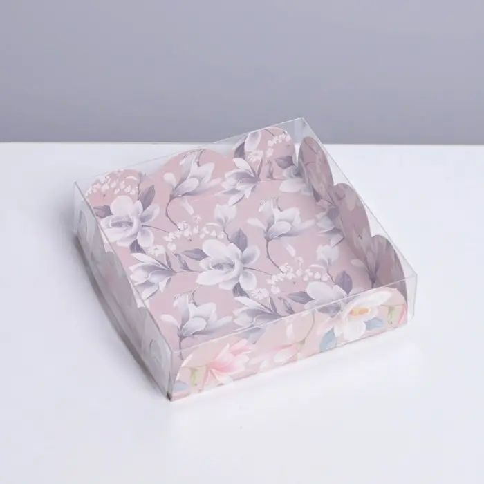 Коробка для печенья, кондитерская упаковка с пластиковой крышкой, «Цветы», 10.5 х 10.5 х 3 см Коробка для печенья, кондитерская упаковка с пластиковой крышкой, «Цветы», 10.5 х 10.5 х 3 см