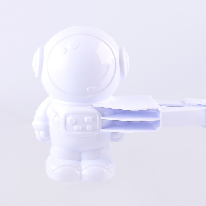 Снежколеп-песколеп «Скафандр», цвета МИКС Снежколеп-песколеп «Скафандр», цвета МИКС