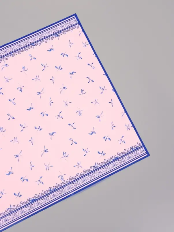 Пленка для цветов, &laquo;Эскиз&raquo;, розовый с голубым, 57&times;57 см