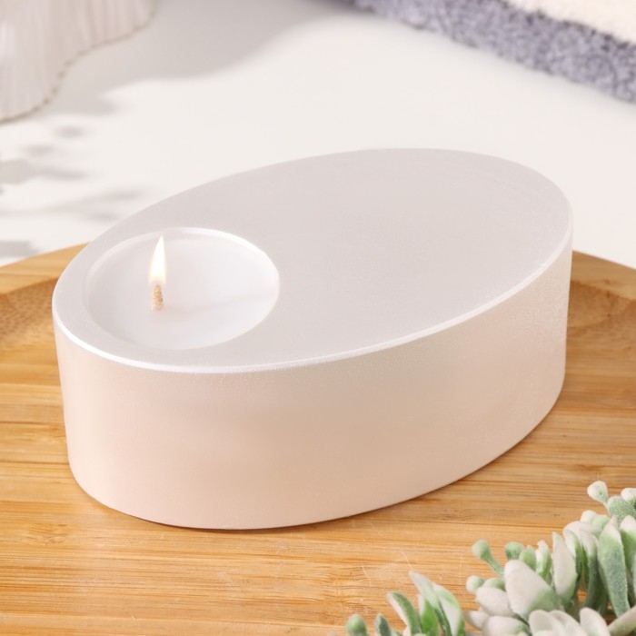 Свеча  Свеча "Узкий овал. Мрамор" в подсвечнике из гипса,11,5х7х4см,белый перламутр