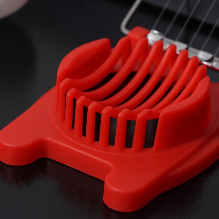 Яйцерезка Доляна «Универсал», 10×7 см, цвет МИКС Яйцерезка Доляна «Универсал», 10×7 см, цвет МИКС