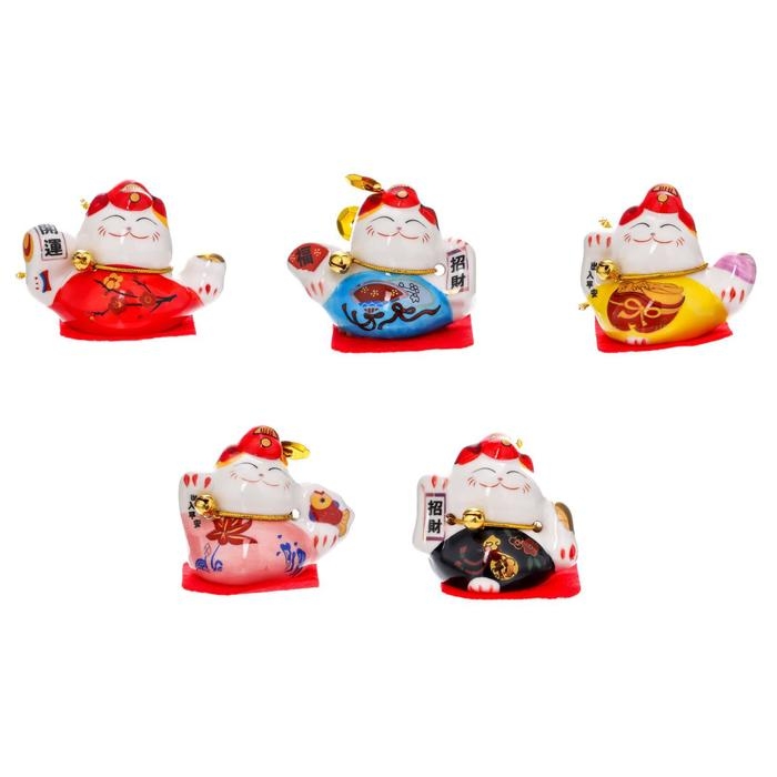 Сувенир керамика Сувенир керамика "Манэки-нэко в головном уборе, на коврике" набор 5 шт 4,2х5,2х3,5 см