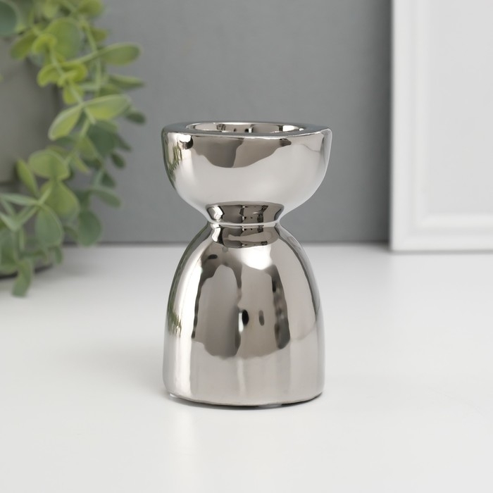 Подсвечник керамика на 1 свечу Подсвечник керамика на 1 свечу "Иллюзорность" d=4 см серебро 6,5х6,5х10 см