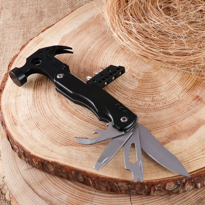 Мультитул 9в1 с молотком и гвоздодером Мультитул 9в1 с молотком и гвоздодером