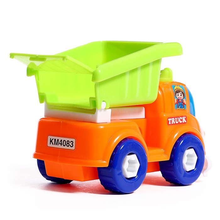 Конструктор винтовой «Эвакуатор с машинкой», с отвёрткой и насадкой + знаки Конструктор винтовой «Эвакуатор с машинкой», с отвёрткой и насадкой + знаки