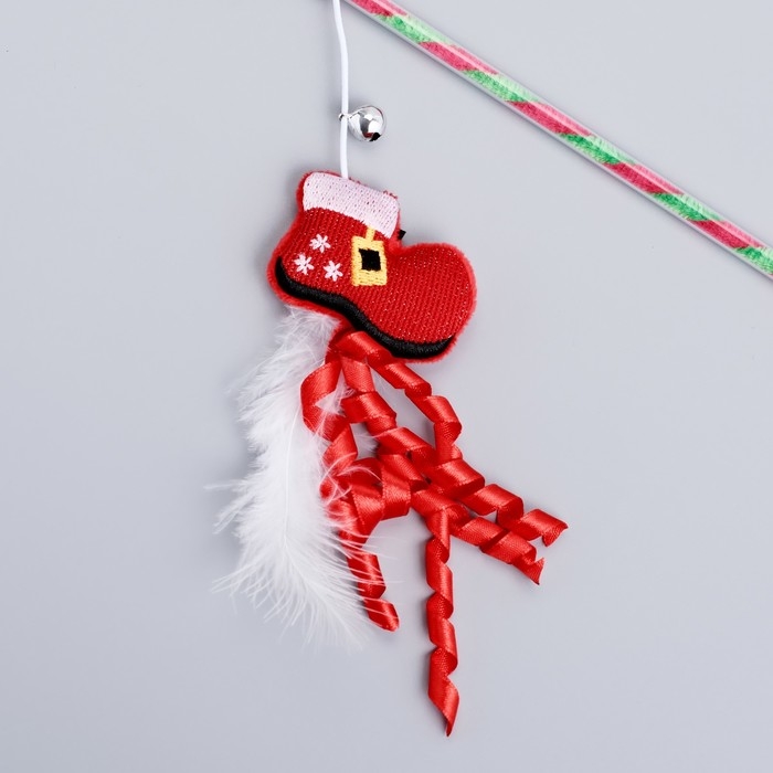 Новый год. Дразнилка-удочка для кошек с бубенчиком  Новый год. Дразнилка-удочка для кошек с бубенчиком "Ботинок", 40 см