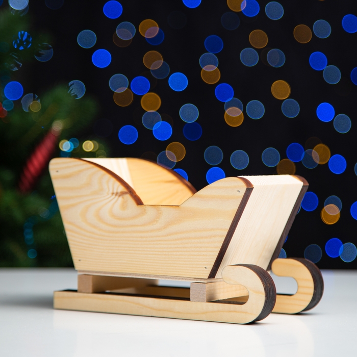 Новый год. Кашпо деревянное 20×12×13 см  Новый год. Кашпо деревянное 20×12×13 см "Санки", натуральный Дарим Красиво