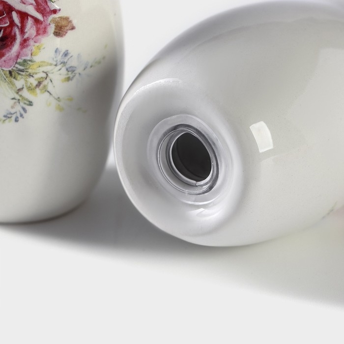 Набор для специй Доляна «Розы», 2 предмета: солонка, перечница, 130 мл Набор для специй Доляна «Розы», 2 предмета: солонка, перечница, 130 мл