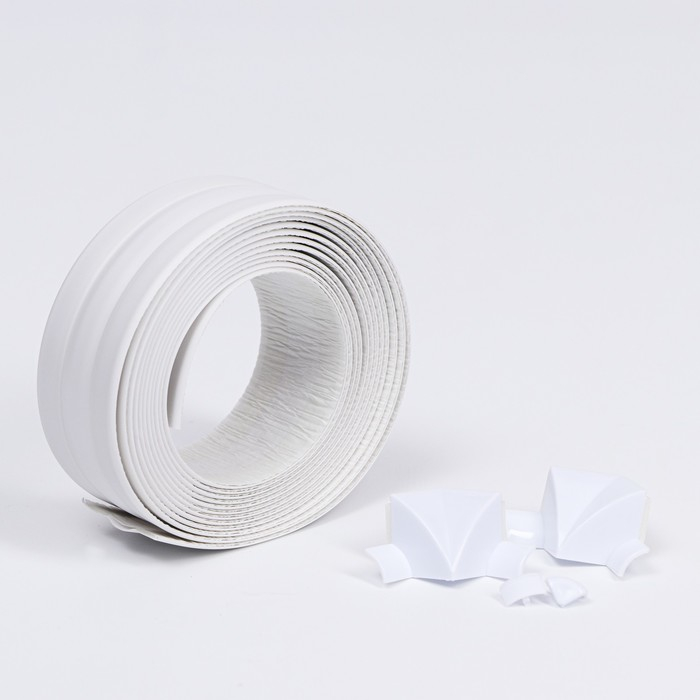 Клейкая лента бордюрная фигурная для ванн и раковин Aviora 3,35 м Клейкая лента бордюрная фигурная для ванн и раковин Aviora 3,35 м