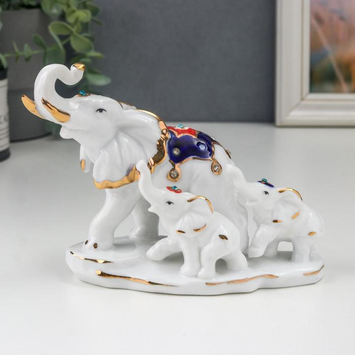 Сувенир керамика Сувенир керамика "Слон со слонятами" белый с золотом, стразы 16,2 см