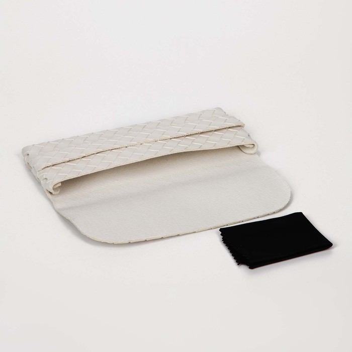 Чехол для очков на ремешке, длина 16,8 см, цвет белый Чехол для очков на ремешке, длина 16,8 см, цвет белый