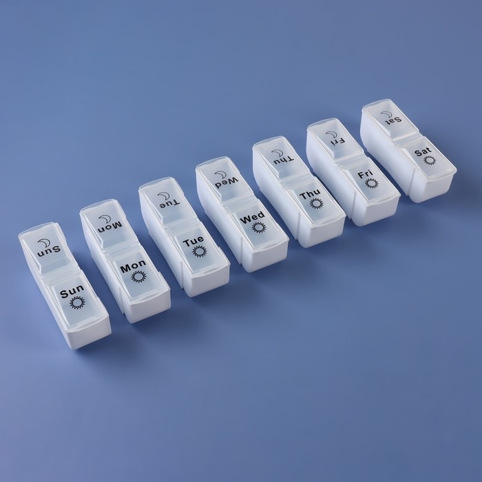 Таблетница - органайзер «Неделька», со съёмными ячейками, утро/вечер, 18,8 × 9 × 3 см, 7 контейнеров по 2 ячейки, цвет белый Таблетница - органайзер «Неделька», со съёмными ячейками, утро/вечер, 18,8 × 9 × 3 см, 7 контейнеров по 2 ячейки, цвет белый