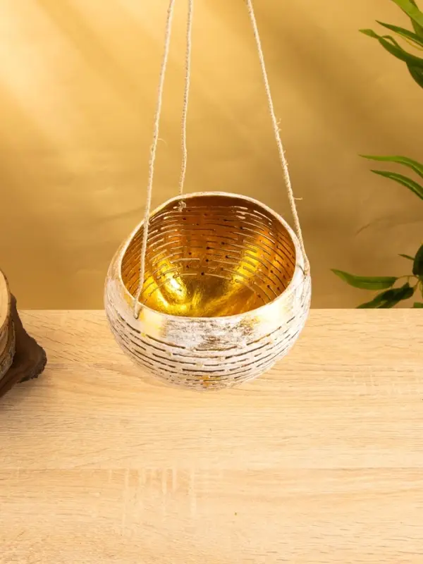 Подсвечник подвесной из кокоса, 12-15 см, золотисто-белый Подсвечник подвесной из кокоса, 12-15 см, золотисто-белый