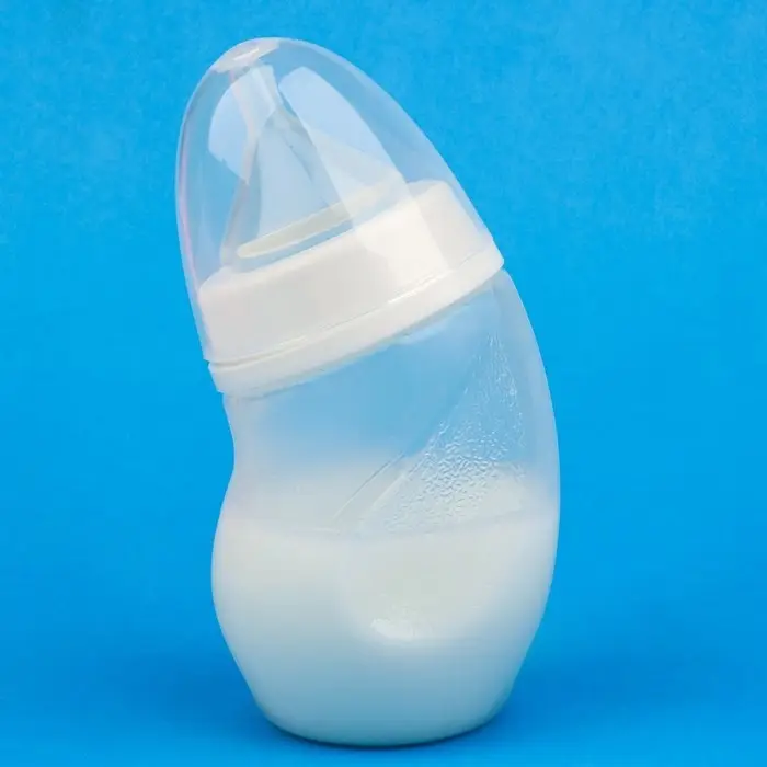 Набор для вскармливания животных DIIL, бутылочка 180 мл, 2 соски и ёршик, цвет МИКС