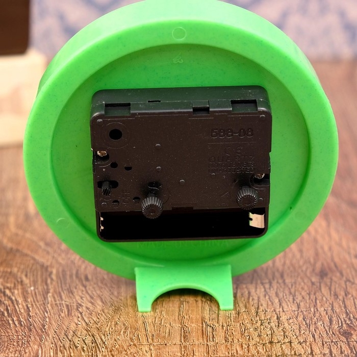 Часы - будильник настольные Часы - будильник настольные "Классика", дискретный ход, 9 х 9 см