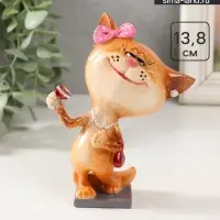 Фигурка полистоун лак &laquo;Кошечка с бокалом&raquo;, 8.3&times;6.2&times;13.8 см