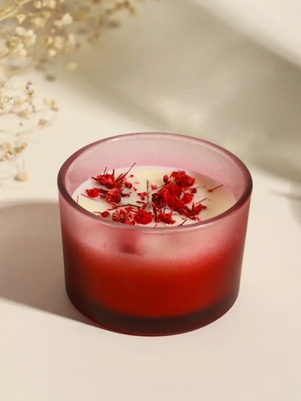 Свеча ароматическая в стакане Свеча ароматическая в стакане "Aroma botanical" сухоцветы красные, роза 7,5х7,5х5 см