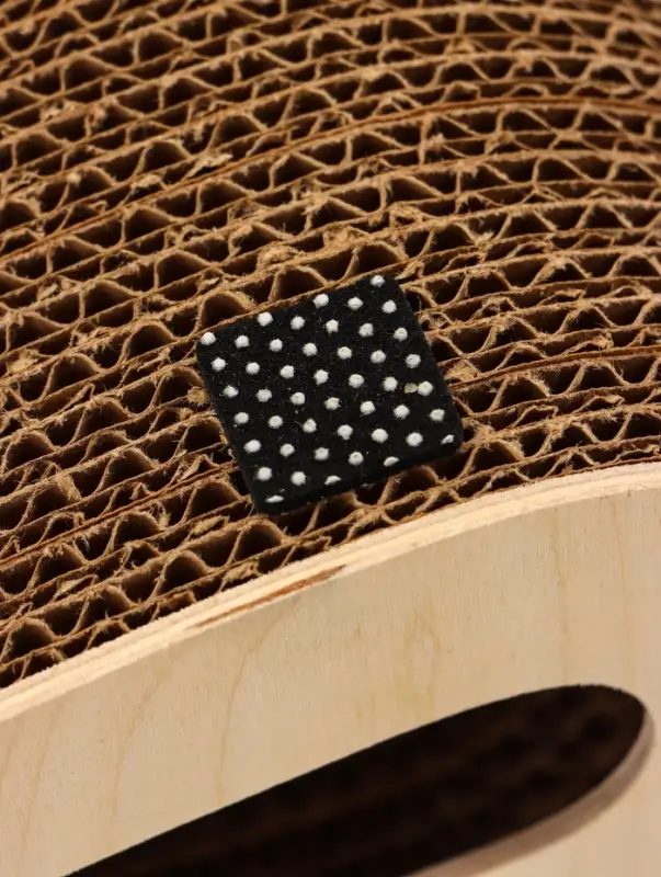 Когтеточка-лежанка &laquo;Зверьё Моё&raquo; ВОСЬМЕРКА, средняя с игрушкой, 53&times;21&times;16 см, гофрокартон