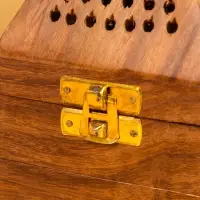 Подставка под благовония в форме пирамиды "Джали" 9х9х15,5 см, дерево шишам