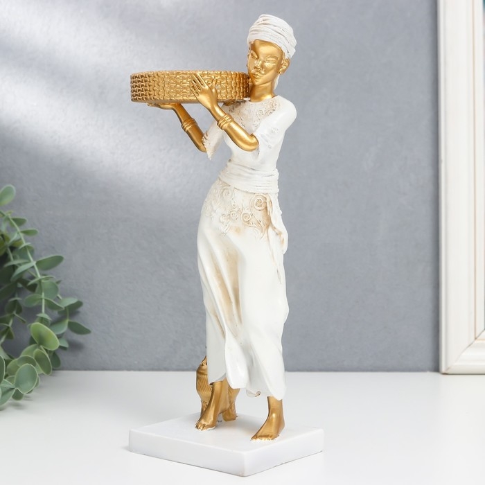 Сувенир полистоун подсвечник  Сувенир полистоун подсвечник "Африканка" d- 5,8 см, белый с золотом 7,5х8,7х25,2 см