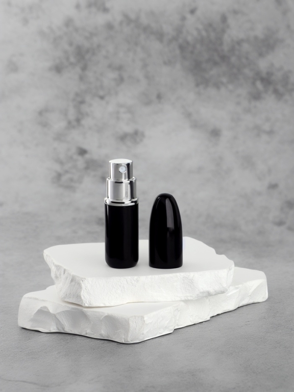 Флакон для парфюма «Пуля», с распылителем, 3 мл, цвет чёрный Флакон для парфюма «Пуля», с распылителем, 3 мл, цвет чёрный