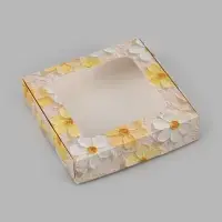 Коробка подарочная самосборная с окном &laquo;Цветы&raquo;, 13&times;13&times;3 см