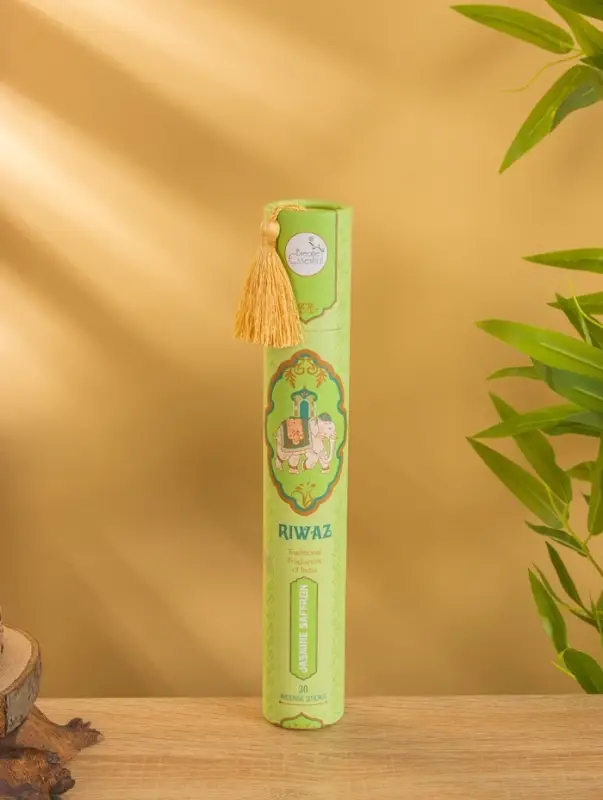 Благовония в тубусе "Жасмин и Шафран" 30 штук с деревянной подставкой