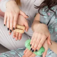 Массажёр для рук и ног, 14 колёс, 10, 5 5 см, зелёный