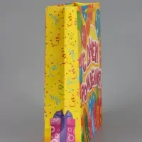 Пакет подарочный ламинированный, упаковка, &laquo;С днём Рождения&raquo;, L 40&times;31&times;11.5 см